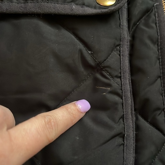 “J.Crew: Women’s Black Puffer Vest size small” - Picture 10 of 10